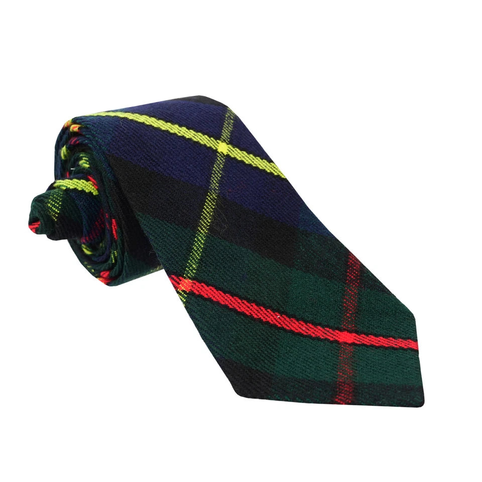 Tartan Necktie – Scottish Highland Tie in Clan Pattern
