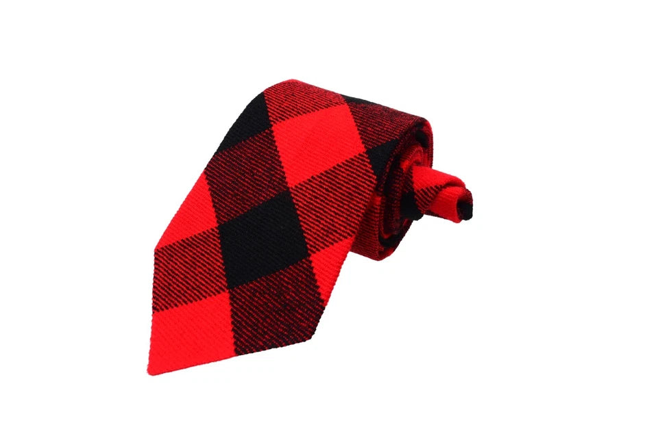 Tartan Necktie – Scottish Highland Tie in Clan Pattern