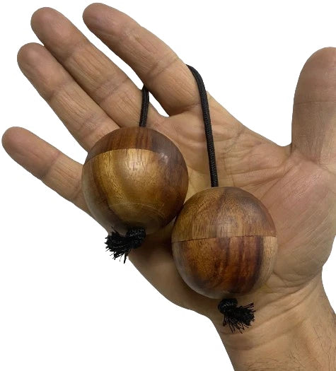 Aslatuas Shaker – Rhythmic Wooden Ball Kashaka Instrument for Kids & Adults – African Hand Percussion Toy